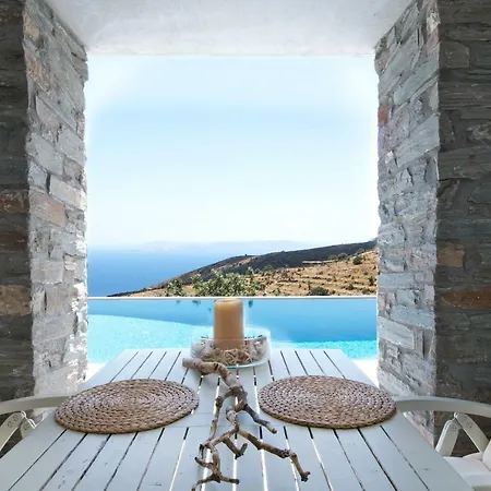 Helios - Spacious With Infinity Pool