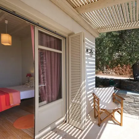 Βίλα Helios - Spacious With Infinity Pool Ellinika (Kea)