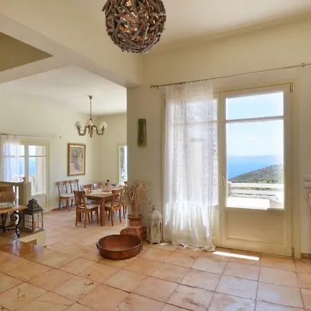 Helios - Spacious With Infinity Pool Βίλα